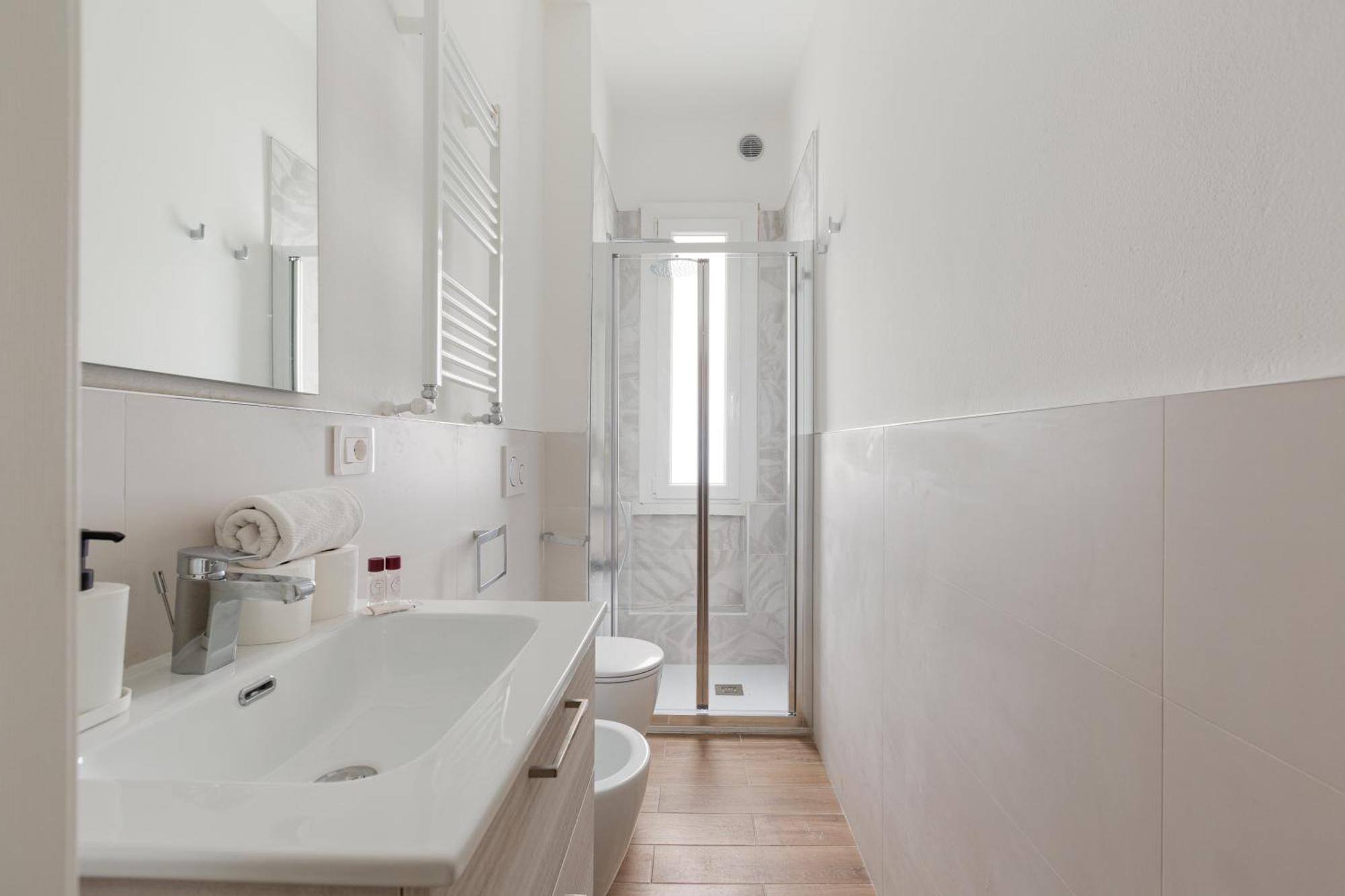 Appartement Forlanini M4 Modern With Balcony *